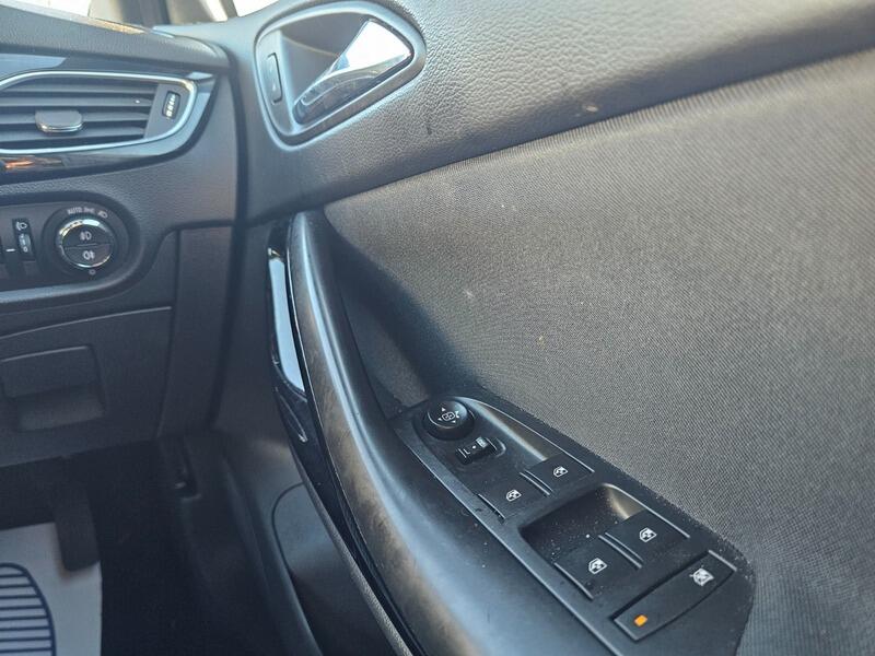 Used Vauxhall Astra 2016 for sale - 77320908: Photo 20