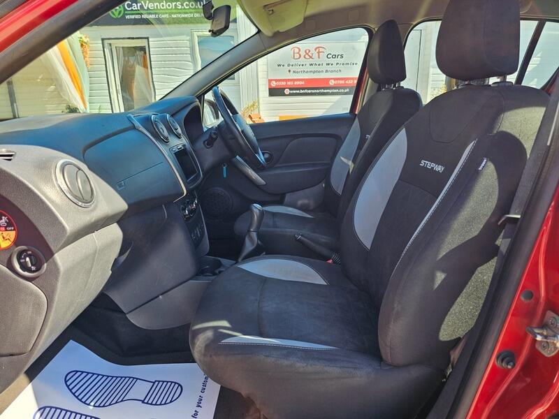 Used Dacia Sandero Stepway 2014 for sale - 78156879: Photo 15