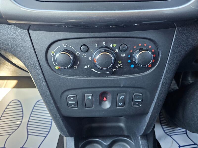 Used Dacia Sandero Stepway 2014 for sale - 78156879: Photo 23