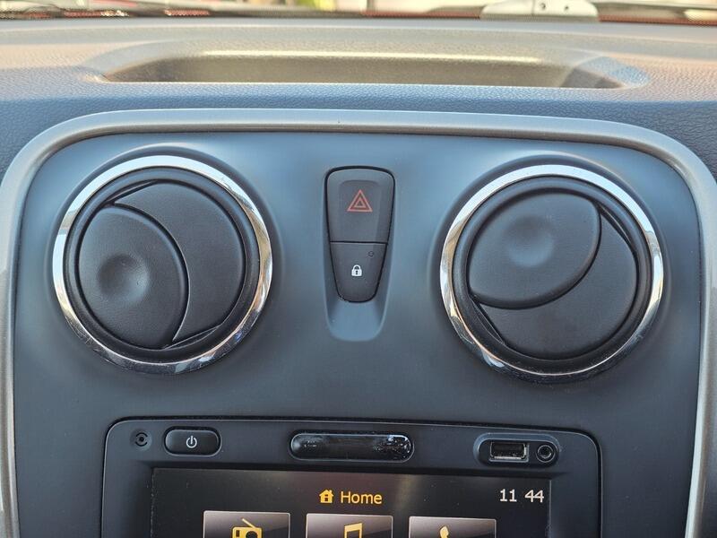 Used Dacia Sandero Stepway 2014 for sale - 78156879: Photo 26