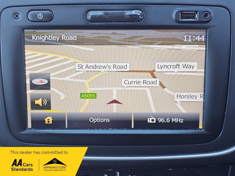 Used Dacia Sandero Stepway 2014 for sale - 78156879: Photo 3