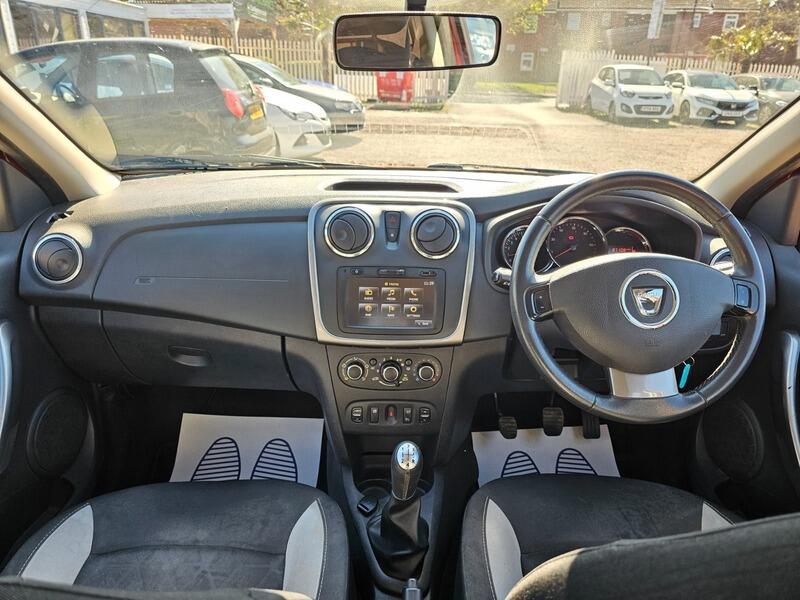 Used Dacia Sandero Stepway 2014 for sale - 78156879: Photo 33