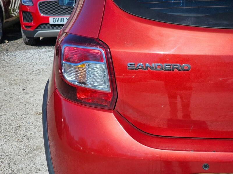 Used Dacia Sandero Stepway 2014 for sale - 78156879: Photo 44