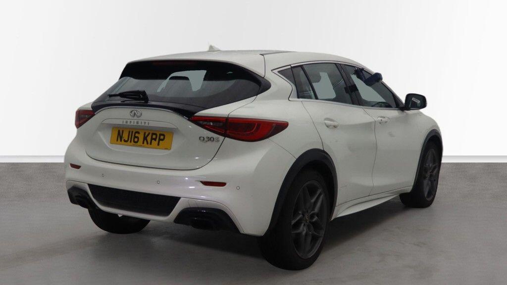 Used Infiniti Q30 2016 for sale - 77242807: Photo 12