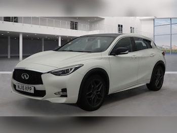 Used Infiniti Q30 2016 for sale - 77242807: Photo