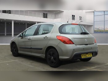 Used Peugeot 308 2012 for sale - 77559777: Photo