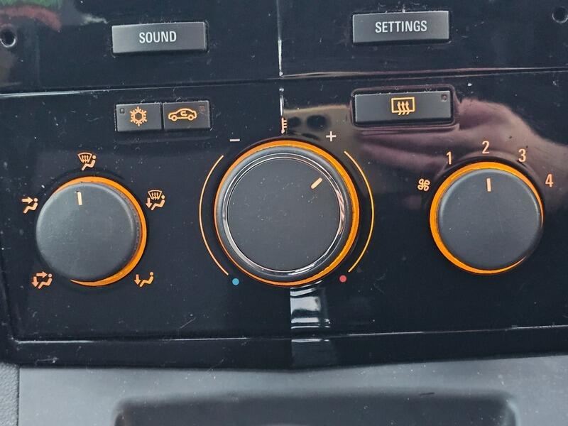 Used Vauxhall Zafira 2014 for sale - 77238576: Photo 19