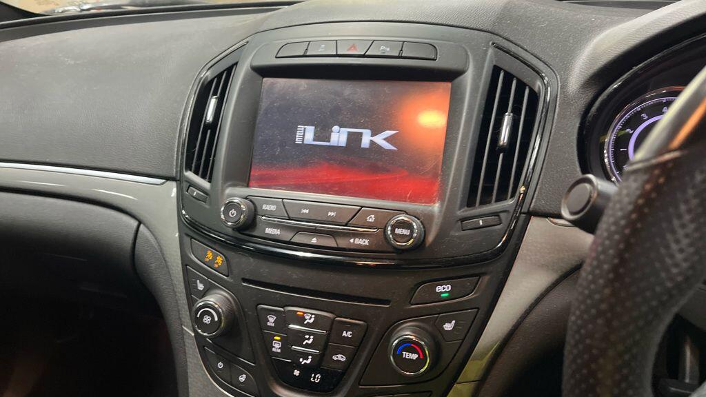 Used Vauxhall Insignia 2014 for sale - 77808142: Photo 3