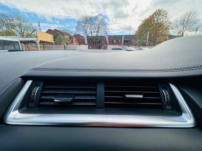 Used Jaguar E-Pace 2018 for sale - 76432621: Photo 21