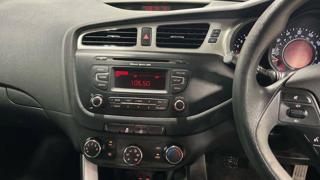 Used Kia Ceed 2013 for sale - 77696015: Photo 3