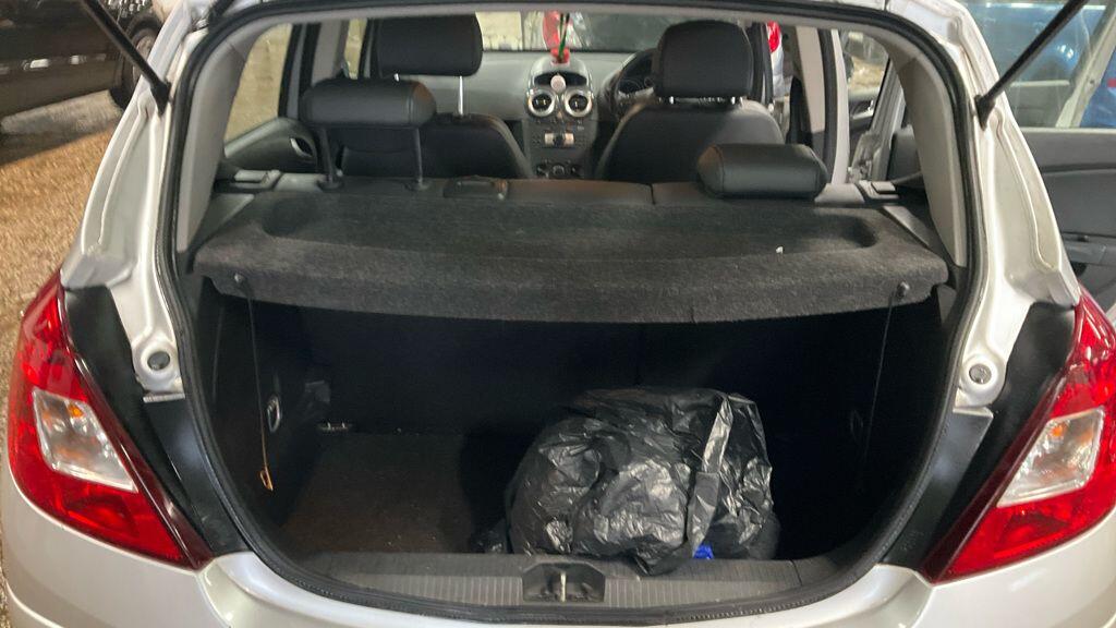 Used Vauxhall Corsa 2011 for sale - 77162967: Photo 7