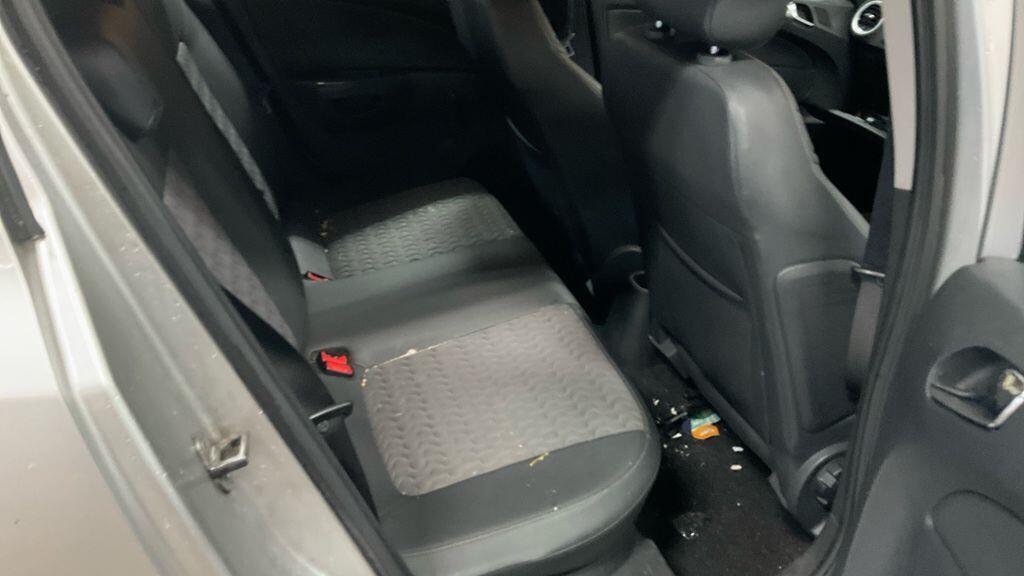 Used Vauxhall Corsa 2011 for sale - 77162967: Photo 8