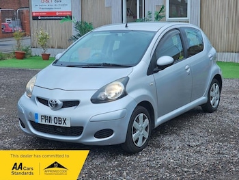 Used Toyota AYGO 2011 for sale - 74758284: Photo