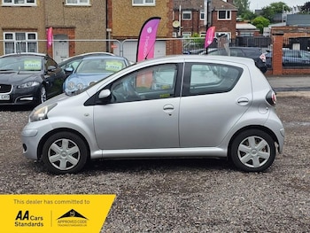 Used Toyota AYGO 2011 for sale - 74758284: Photo