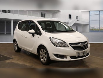 2017 (17) - 1.4i 16V Life 5dr