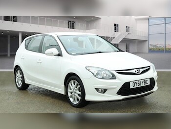 Used Hyundai i30 2011 for sale - 77345305: Photo