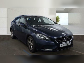 Used Volvo V40 2014 for sale - 79316094: Photo