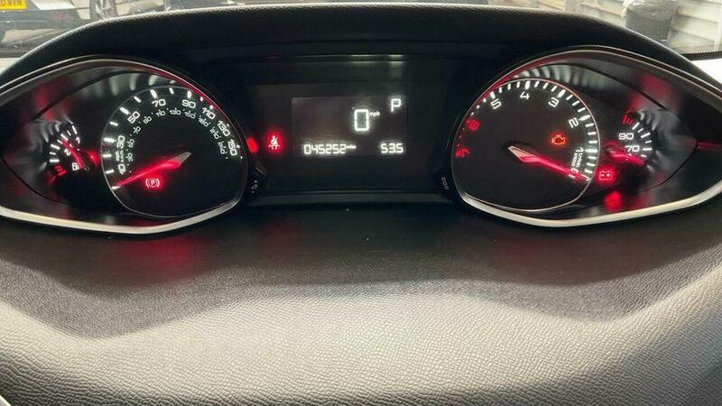 Used Peugeot 308 2017 for sale - 77400672: Photo 12