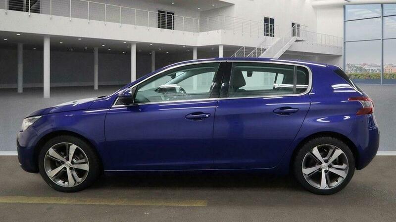 Used Peugeot 308 2017 for sale - 77400672: Photo 8