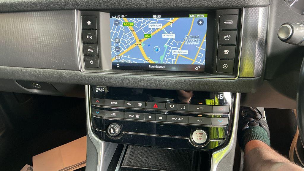 Used Jaguar XF 2016 for sale - 78019396: Photo 3