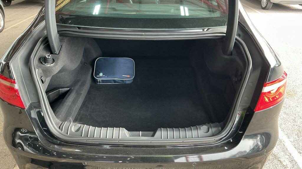 Used Jaguar XF 2016 for sale - 78019396: Photo 9