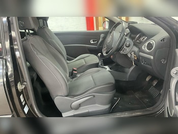 Used Renault Clio 2012 for sale - 78796098: Photo