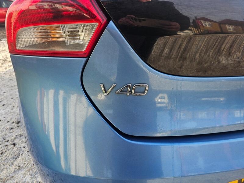 Used Volvo V40 2015 for sale - 77469025: Photo 15