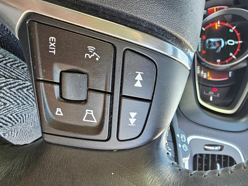 Used Volvo V40 2015 for sale - 77469025: Photo 27