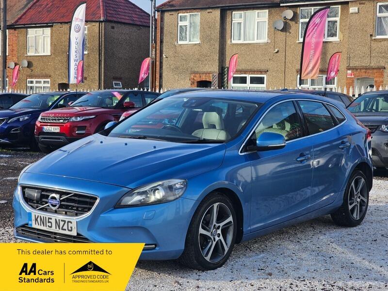Used Volvo V40 2015 for sale - 77469025: Photo 3