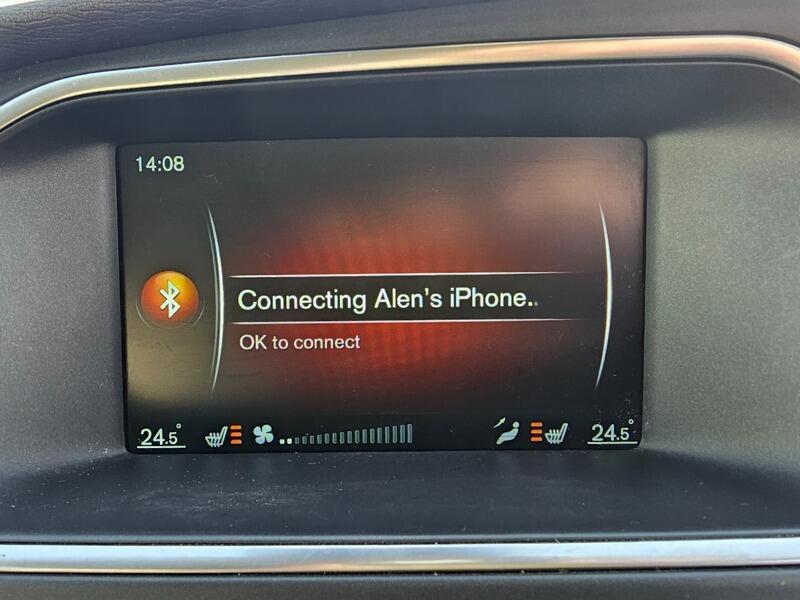 Used Volvo V40 2015 for sale - 77469025: Photo 31