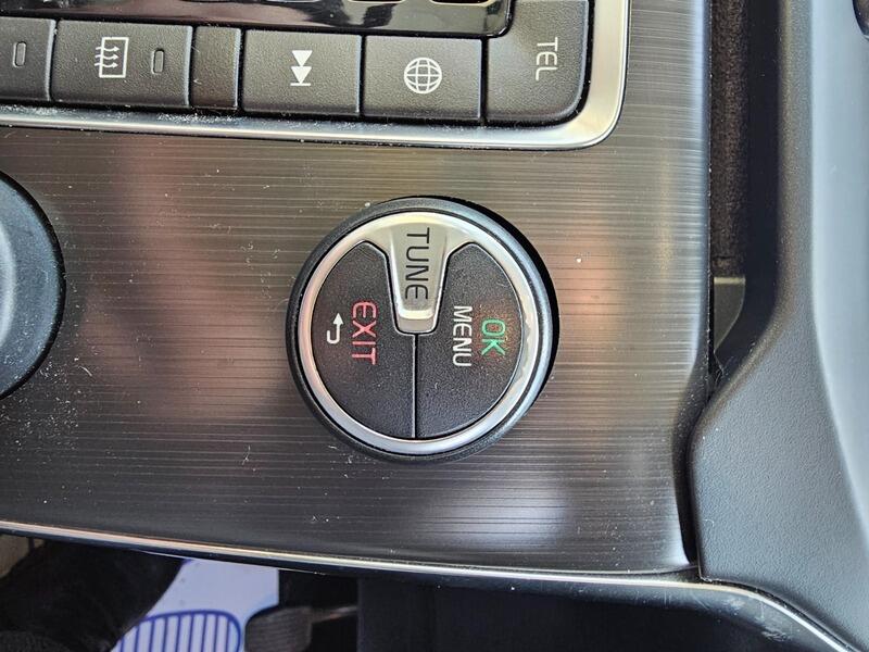 Used Volvo V40 2015 for sale - 77469025: Photo 35