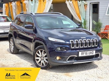 Used Jeep Cherokee 2016 for sale - 79256176: Photo