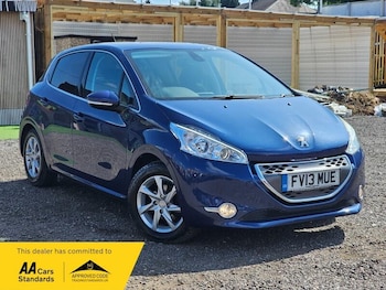 Peugeot - 208