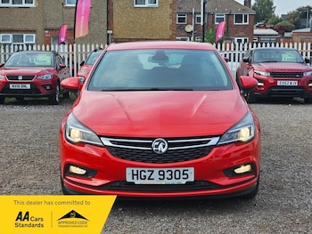 Used Vauxhall Astra 2017 for sale - 76059694: Photo 2