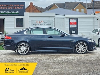 Used Jaguar XF 2011 for sale - 79121497: Photo