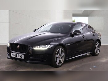 Used Jaguar XE 2017 for sale - 78548681: Photo
