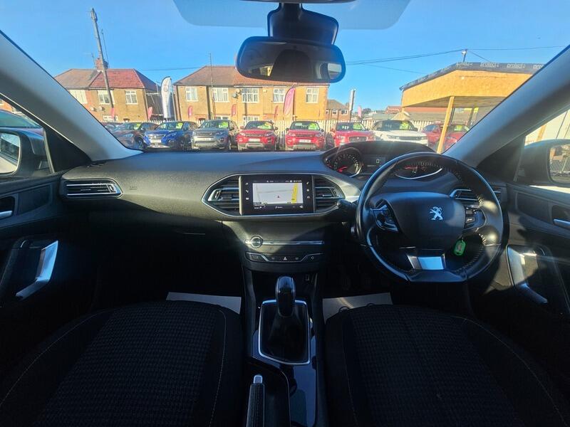 Used Peugeot 308 SW 2018 for sale - 76759275: Photo 18