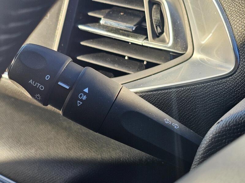 Used Peugeot 308 SW 2018 for sale - 76759275: Photo 26