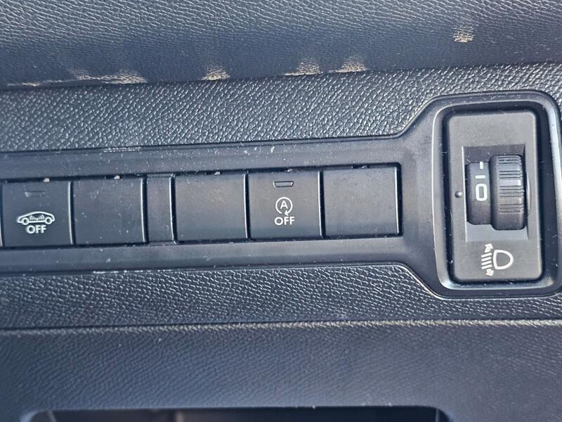 Used Peugeot 308 SW 2018 for sale - 76759275: Photo 40