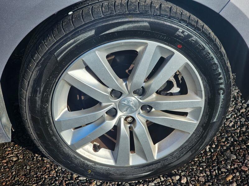 Used Peugeot 308 SW 2018 for sale - 76759275: Photo 41