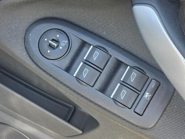 Used Ford Kuga 2010 for sale - 74631817: Photo 33