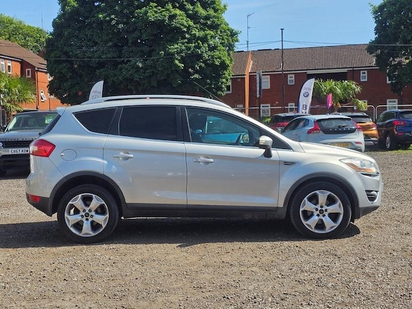 Used Ford Kuga 2010 for sale - 74631817: Photo 8