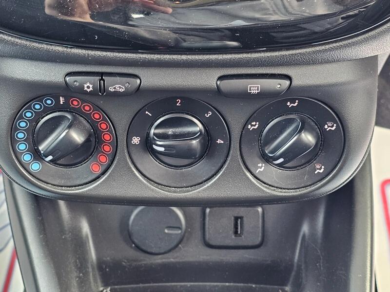 Used Vauxhall Corsa 2016 for sale - 75867087: Photo 21