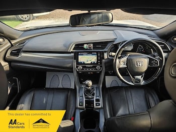 Used Honda Civic 2018 for sale - 78384682: Photo