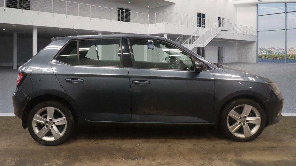 Used Skoda Fabia 2015 for sale - 77839342: Photo 4