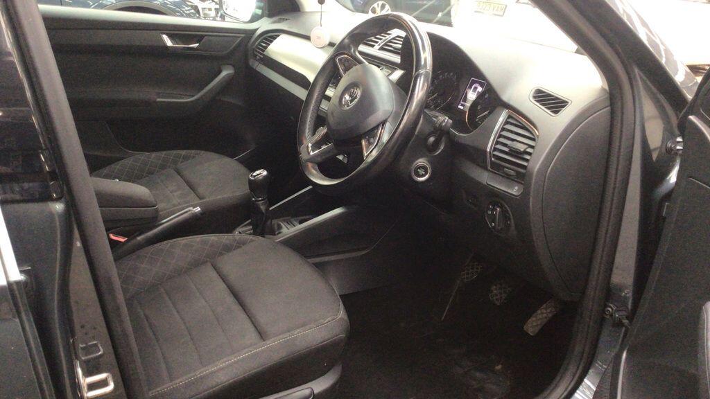 Used Skoda Fabia 2015 for sale - 77839342: Photo 9