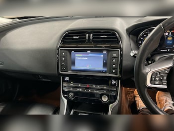 Used Jaguar XE 2018 for sale - 78898660: Photo