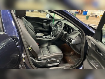 Used Jaguar XE 2018 for sale - 78898660: Photo