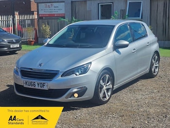 Used Peugeot 308 2016 for sale - 75103686: Photo