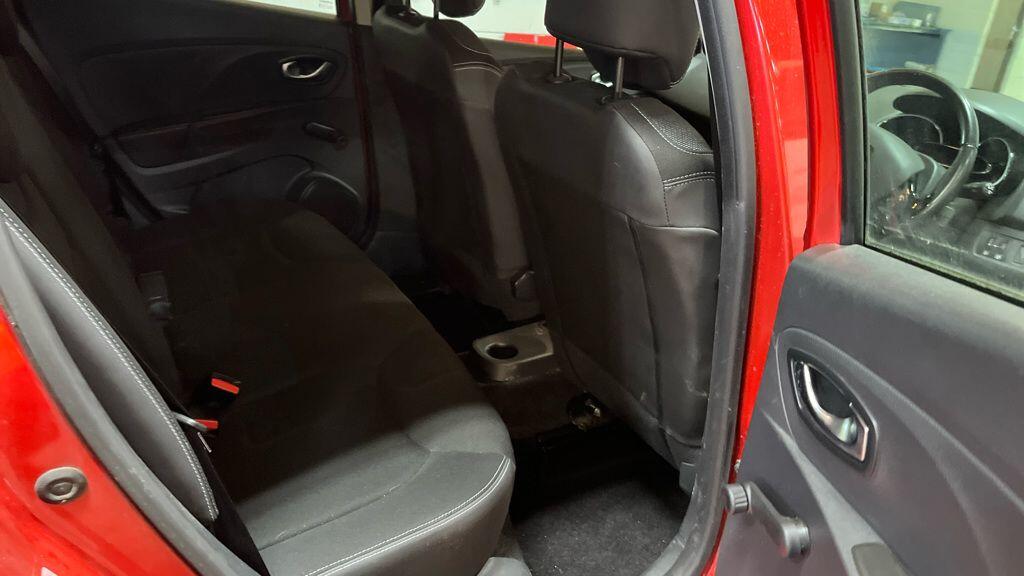 Used Renault Clio 2016 for sale - 77753683: Photo 11